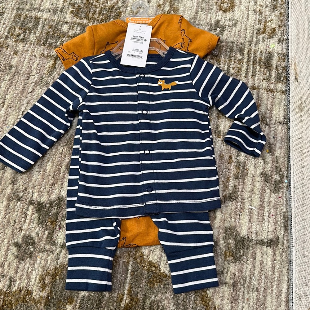 Carters Fox  Three piece set